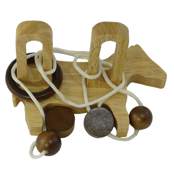 Crazy Horse double post rope puzzle